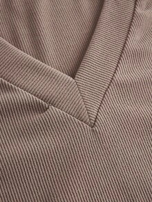 SHEIN Unity 女士两件套服装 V 领长袖上衣修身迷你裙套装秋冬秋季圣诞节 - 駝色 - 查看 7