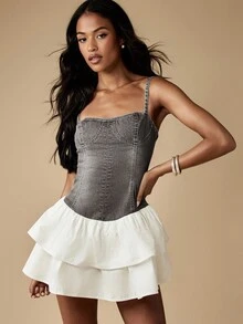 MISSGUIDED 牛仔束身迷你连衣裙，双层白色荷叶边裙摆，适合派对、婚礼宾客，春夏时尚抹胸设计 - 灰色 - 查看 5