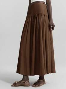 Ontre 2026 Spring/Summer New Brown High-Waisted Women's Pleated Skirt, Modern Elegant Romantic Casual Commute Office Suitable For Wedding Guest, Beach Vacation, Concert, Party - Brown - View 3