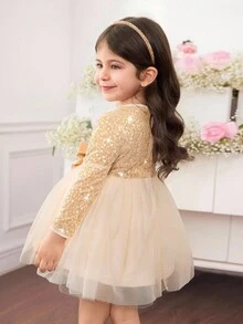 SHEIN Elegant & Cute Yellow Sequin Mesh Long Sleeve Dress Sequin Mesh Baby Girl Dress Beige Tulle Dress For Baby Girl Baby Girl Dresses With Bow Baby Girl Party Dress Gold Sequin Dress For Baby Girl - Yellow - View 2