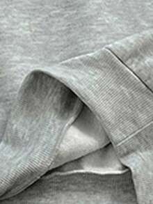 SHEIN 2pcs/Set Teen Girls Casual Minimalist Fashion Classic Bow Graphic & Logo Print Crew Neck Long Sleeve Thick Sweatshirt And Pants Set, Suitable For Autumn/Winter, Graphic Tees, X, Girls Clothes For Kids, Girls T-Shirt, Y2K, Back To School, Y2K Clothes, Vintage Clothes, Streetwear Fall - Grey - View 5