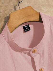 HIMLAND 男士休闲编织字母皮革贴片装饰立领修身短袖衬衫，Old Money - 粉色 - 查看 3