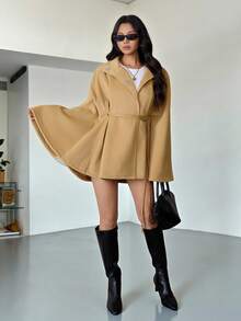 Rafferiza 女士纯色翻领A字型羊毛斗篷 - 卡其色 - 查看 1