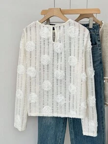 SHEIN Frenchy 女士优雅3D立体花卉长袖T恤，秋季外出，时尚T恤，女士秋季必备，派对T恤，冬季 - 杏色 - 查看 2