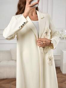 Al Najma 米色3D花卉休闲时尚百搭西装外套式开衫 - 米色 - 查看 3