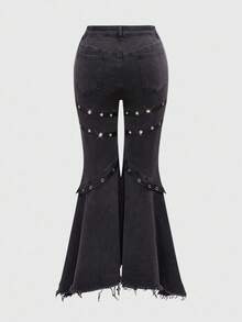 ROMWE Goth Plus Size Autumn/Winter Leather Rivet Distressed Asymmetrical Flared Hem Jeans, Plus Size Women Bottoms For Autumn, Plus Size Women Denim Pants For Autumn/Winter, Casual Daily Wear, Vintage Washed Fitted Flared Plus Size Jeans, Distressed Wash Rivet Details - Black - View 2
