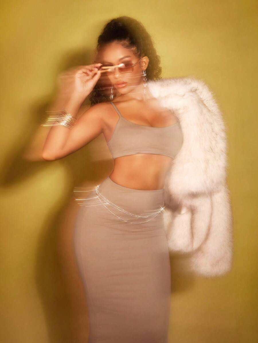 INAWLY 女性性感純色修身背心搭配細肩帶和裙子套裝，適用於夏季 - 卡其色 - 查看 1