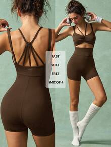 VARSITIE Conjunto deportivo de mujer de unicolor con diseño calado, tipo camiseta y pantalón corto