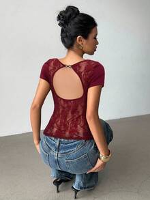Siren Gaze Áo thun nữ hở lưng phối ren vai thường, kiểu Mỹ, xếp ly ôm sát, tay ngắn, thích hợp cho mùa hè, màu đỏ, Giáng sinh, Năm mới, màu đỏ tía, phong cách thường ngày, Ngày Valentine. - Màu Đỏ Sâu - Xem 2