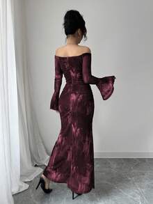 Modelyn 女式露肩喇叭袖扎染时尚网眼印花褶饰鱼尾修身连衣裙 - 紅色 - 查看 2