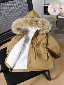 SHEIN 男婴复古棕色纯色连帽毛领保暖内衬口袋设计加厚腰部抽绳连帽羽绒服，宽松版型，适合户外、居家、休闲、运动等场合。男婴毛领冬季外套，男婴秋冬装，婴幼儿冬季休闲服，6个月-3岁男婴冬季外套，男婴连帽外套，男婴毛领连帽外套，男婴冬季外套，男婴保暖冬季外套，幼儿冬季外套，男婴人造毛皮连帽外套，幼儿男婴秋季冬季夹克 - 咖啡棕 - 查看 3