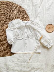 SHEIN Vintaside Kids 女婴白色蕾丝领长袖衬衫，时尚百搭休闲衬衫，舒适时尚，适合日常穿着，春秋季 - 白色 - 查看 3