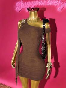 Slaydiva Hàng mới về mùa hè 2025, Thích hợp cho tiệc sinh nhật, tiệc chiêu đãi, tiệc tùng, mùa tựu trường, phong cách đại học, trang phục sinh viên, đi chơi hàng ngày, cơ bản đa năng, thường ngày, kỳ nghỉ, du lịch du thuyền, bãi biển, tắm nắng, mặt hàng lan truyền, thời trang đường phố, thanh lịch, đi làm, thường ngày công sở, vai bất đối xứng, không tay, trang trí khóa kim loại trên vai, trang trí ruy băng, nhún ở cả hai bên, lót lưới, màu nâu, váy ngắn mùa hè, váy nữ - màu nâu - Xem 13