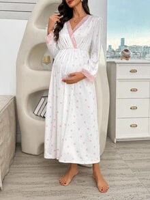 Moonlight&Mama Moonlight & Mama Crown Print Contrast Color Lace Patchwork Deep V-Neck Loose Maternity Long Nightgown, Maternity Sleepwear, Winter - Multicolor - View 5