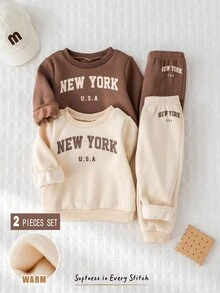 Cozy Pixies 4 件套男婴套装：柔软针织字母印花圆领长袖运动衫和松紧腰慢跑裤 - 杏色 - 查看 1