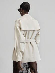 Ontre 女式米色风衣，都市现代风格，带翻领、腰带、收腰