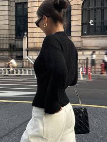 Strévra 女式V领玫瑰图案纽扣开衫，秋季 - 黑色 - 查看 2