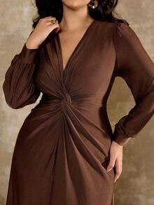 Roveilla 大码女式V领长袖连衣裙，休闲法式风格，适合派对穿着 - 棕色 - 查看 7