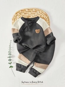 Cozy Pixies 2pcs/Set Baby Boy Contrast Color Round Neck Raglan Sleeve Pullover Sweatshirt And Elastic Waist Pants Outfit - Grey - View 1