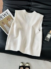 SHEIN Frenchy 女式优雅花卉图案前扣V领毛衣背心秋冬款 - 米色 - 查看 2