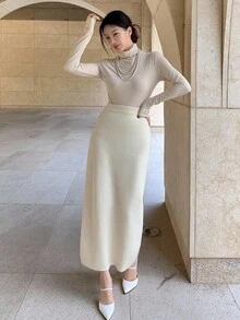 DAZY 女士优雅百搭纯色针织裙，适合通勤 - 米色 - 查看 2