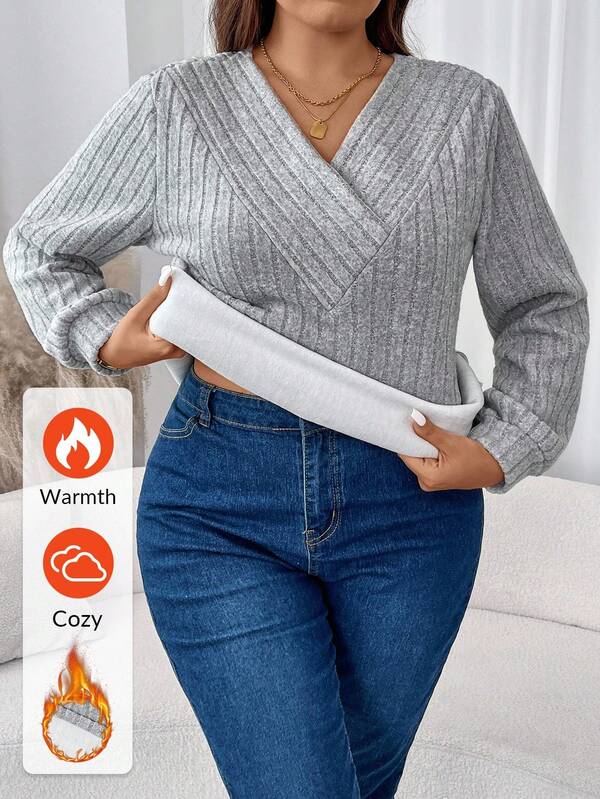 SHEIN LUNE Plus Size Women Gray Fleece Lined T-Shirt For Autumn And Winter Holiday Outfit