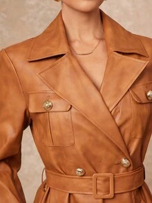 Lumalex Veste régulière pour femmes avec effet vieilli, épaules matelassées et taille cintrée. Manteau trench synthétique brun. Manteau trench synthétique pour femmes. Manteau trench brun. Robe manteau trench couleur rouille