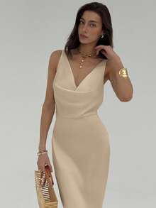 Aloruh 女式纯色无袖露背垂坠领优雅连衣裙 - 卡其色 - 查看 2