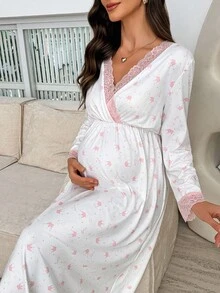 Moonlight&Mama Moonlight & Mama Crown Print Contrast Color Lace Patchwork Deep V-Neck Loose Maternity Long Nightgown, Maternity Sleepwear, Winter - Multicolor - View 6