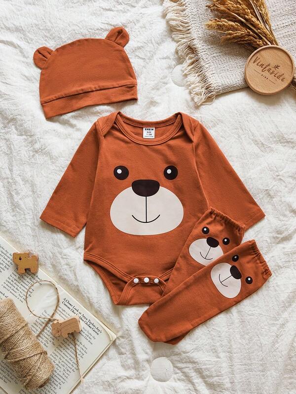 SHEIN Vintaside Kids 3 件套新生男婴棕色印花泰迪熊长袖连体衣，配有同款帽子和袜子，可爱舒适的服装