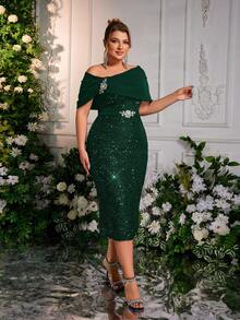 Glamrae Plus Size Elegant Black Asymmetric Collar, Handcrafted Rhinestone Embellished, Bodycon, Mid-Length Cocktail Dress - Dark Green - View 4