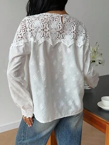 SHEIN Frenchy Women's Contrast Lace Round Neck Long Sleeve Blouse, Autumn,  Lace White Top,Hollow Embroidery Shirt,French Court Embroidery Patchwork Lace Shirt,Elegant French Office Shirt, White Western Top,Women's New 2025 Small Design Sense, Single Versatile Temperament, French Elegant, Delicate, French Style Dressing,Old Money,Simple, Office, Commuting, Elegant, Suitable For Daily Wear, Fall Clothes For Women,Autumn Outfits For Women, Clothes For New Year