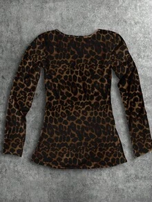 Attitoon Vintage Leopard Print Graphic V-Neck Slim Fit Long Sleeve T-Shirt For Women,Dark Brown,Autumn,Seksi Chic,Night Out,Y2K Boho Hippie Cheetah Top - White - View 2