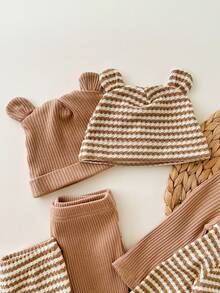 SHEIN 新生女宝宝可爱休闲针织弹力长袖连体衣，卡通印花，搭配裤子和帽子，秋冬季