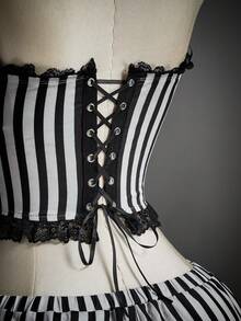 SHEIN ICON 2 件万圣节角色扮演哥特式紧身胸衣黑白服装条纹紧身胸衣上衣和低腰灯笼裤短裤 - 彩色 - 查看 12