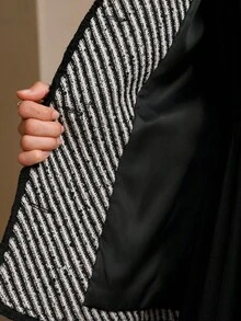 Arave Women's Woven Tweed Fabric Small Round Neck Straight Shoulders Long Sleeves Short Straight Cut Tassel Lace Decoration Design Black Edge Contrast Design Daily Casual Regular Jacket Fall Clothes For Women