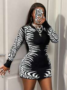 BamGleam 全新女式黑白艺术提花圆领长袖短款连衣裙 - 黑色 - 查看 4