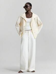 Ontre 都市时尚风格女式夹克，白色，立领，长袖，轻薄面料，初秋装，户外装，休闲装，宽松版型，真口袋，日常穿着 - 白色 - 查看 3