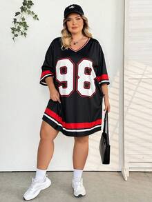 SHEIN CURVE+ 大码字母印花T恤连衣裙、运动服 - 彩色 - 查看 6