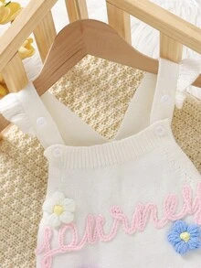 SHEIN Baby Mädchen Lässiger, stylischer, süßer rosa Jumpsuit mit floraler Stickerei, weich & bequem, geeignet für Alltag, Outdoor, Reisen, Urlaub, Zuhause, Kinderbetreuung, Herbst/Winter, Weihnachten, Schule, Party, vielseitig einsetzbar