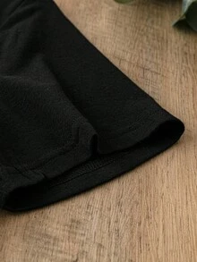 SHEIN EZwear 休闲牛头印花圆领短袖修身女式 T 恤，适合夏季