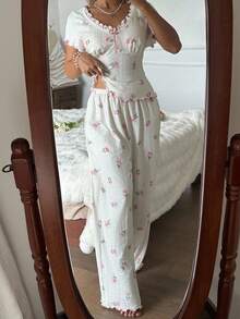 CottageSlumber Tulip Pattern Collar Splice Ruffle Trim Casual Cute Pajama Set  Cozy And Elegant Details - White - View 3