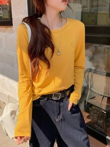 DAZY 女士奶油黄色宽松休闲基本款长袖 T 恤，带刺绣心形图案，适合秋季和春季