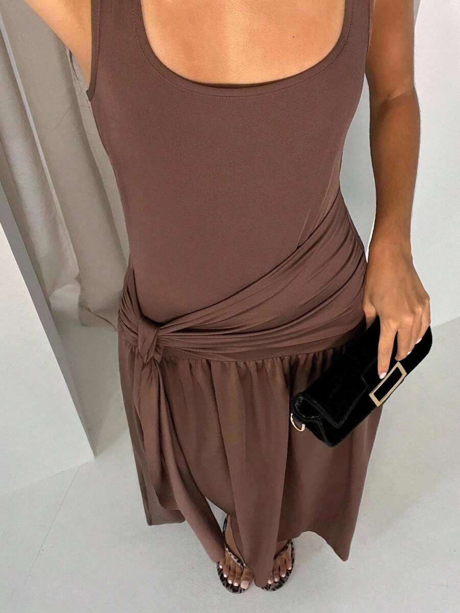 Glamine 棕色无袖露肩不对称褶皱长裙，女士生日服装，约会晚礼服，婚礼宾客礼服，音乐会服装，返校服装，初秋服装