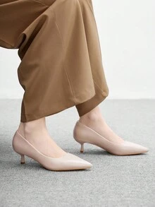 CUCCOO BIZCHIC 女士杏色尖头小猫跟一脚蹬浅口鞋，舒适百搭，适合通勤、约会、派对、度假、办公穿着，亦可作为圣诞节或春季鞋履。 - 杏色 - 查看 3