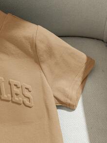 SHEIN 男宝宝女宝宝字母印花短袖T恤+徽章装饰休闲短裤两件套