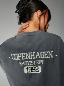 MISSGUIDED 复古哥本哈根运动部超大 T 恤 1992 年标志图案印花大学风格都市时尚休闲街头服饰学院风 T 恤 - 藏蓝色 - 查看 6