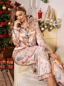 CoupledUp 仿丝绸圣诞元素印花翻领长袖上衣和裤子睡衣套装，秋冬服装 - 彩色 - 查看 4