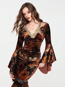 ROMWE EDITION Damen Vintage Blumen Allover-Muster Kontrast Spitze Glockenärmel V-Ausschnitt figurbetontes Samt Top, Halloween Hexen Thema, Herbst/Winter - Verschiedenfarbig - Übersicht 13