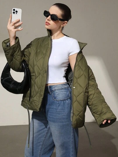 Aveloria Modichic 立领纯色腰带装饰钻石图案通勤棉服外套